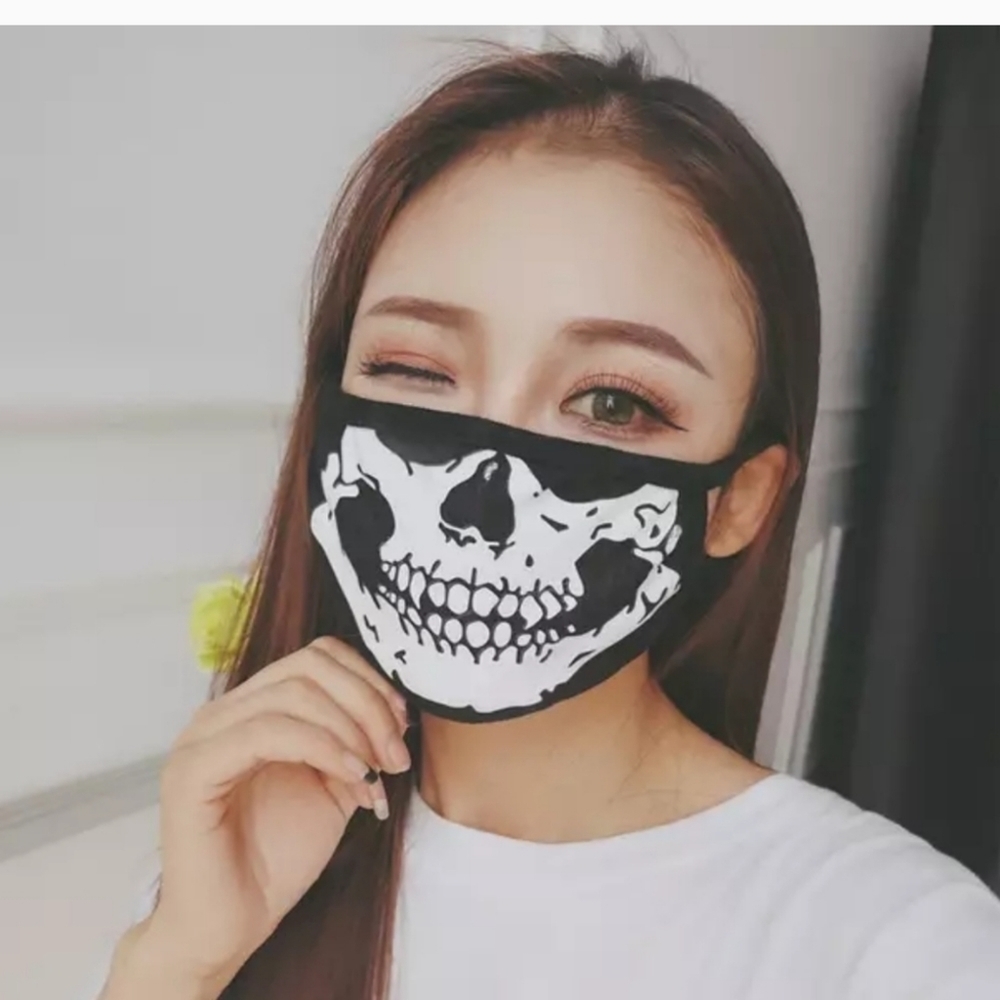 Black skull mask